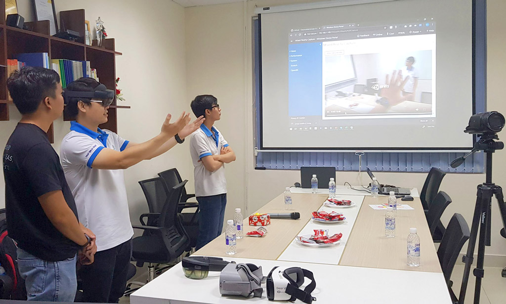 ONETECHはベトナムにおいて定期的にエンジニア向けUNITYセミナーを開催しております。