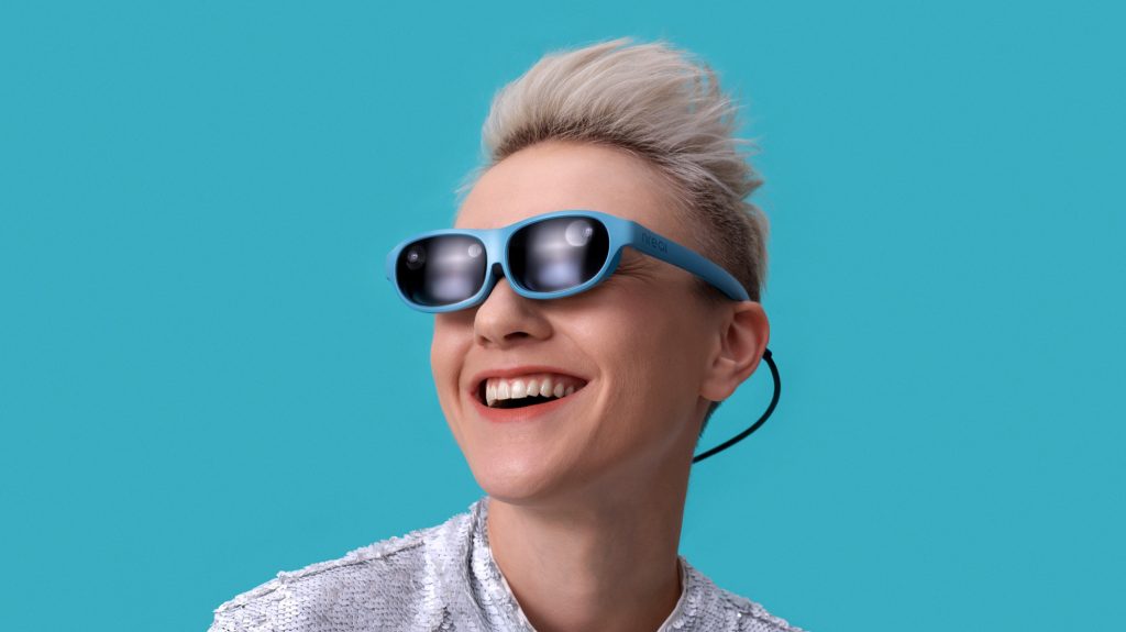 「nreal light」誰でも簡単にARの世界を体験できます。